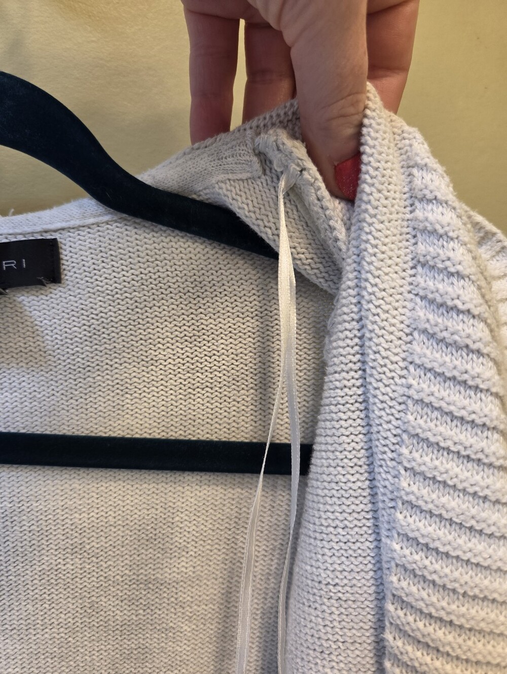 Tahari Cream Cardigan with hood size Large - Picture 4 of 6